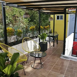 Pensión La Casa Del Quetzal